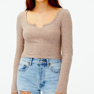 NWOT aeropostale brown cropped long sleeve top Size XS